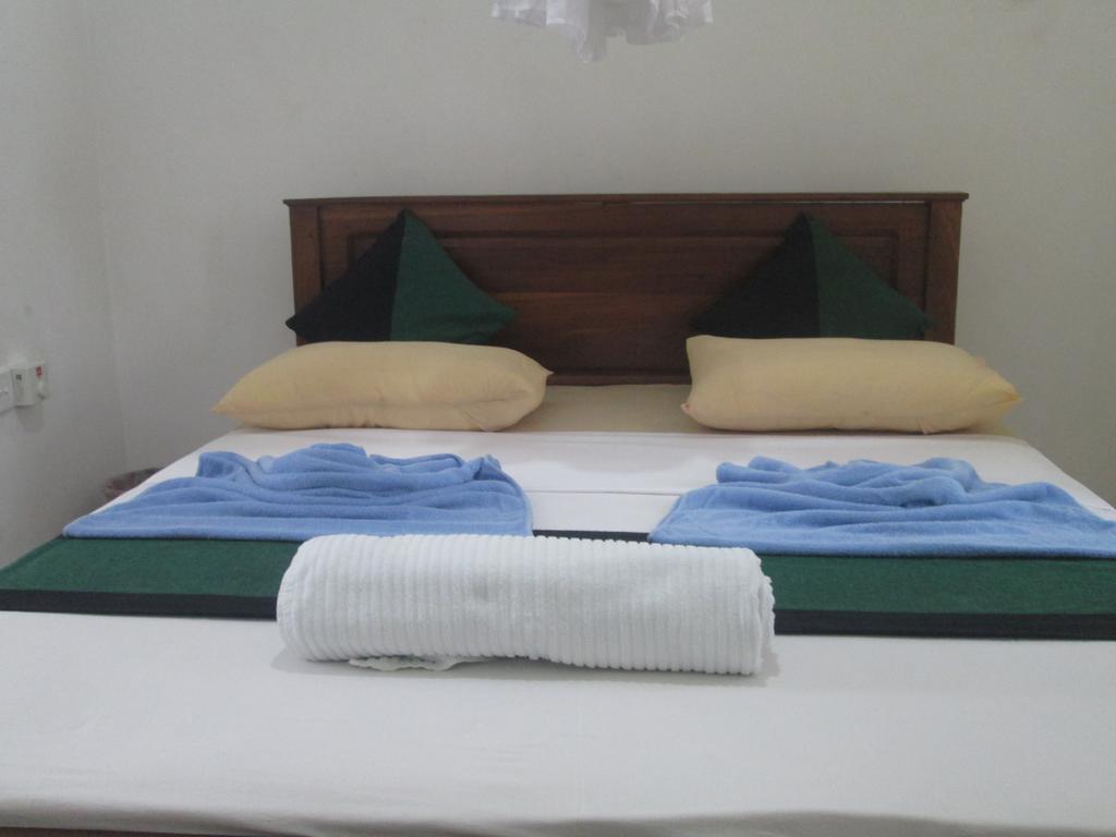 Hotel Kiyara Дамбулла Экстерьер фото